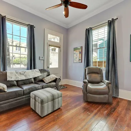Nola Cottage